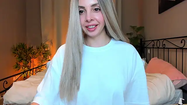 VelvetEliza online show from 03.10.26