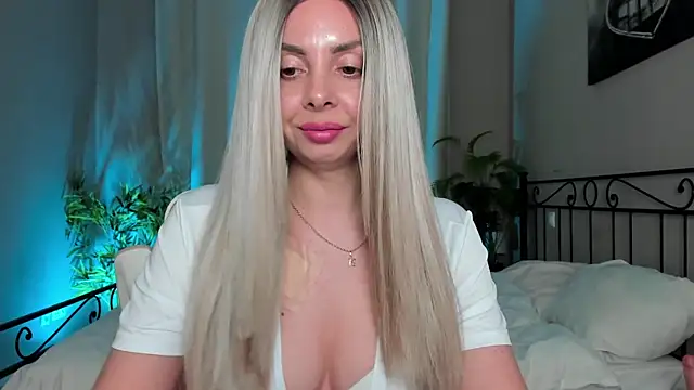 VelvetEliza online show from 06.09.26