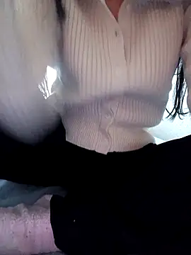 Hottiesophie online show from 04.25.26