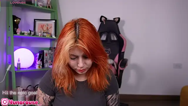 YunoRose  online show from 10.10.25