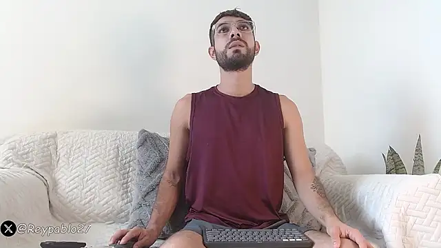 ReyPablo1 online show from 03.02.26