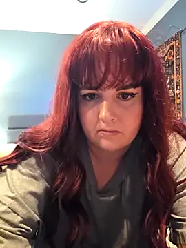 Snapshot of valeriejane chatting on 10.31.25 valeriejane online show from 10.31.25