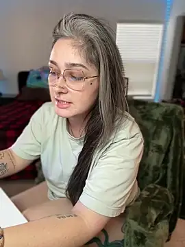 Alix Valentine online show from 01.12.26