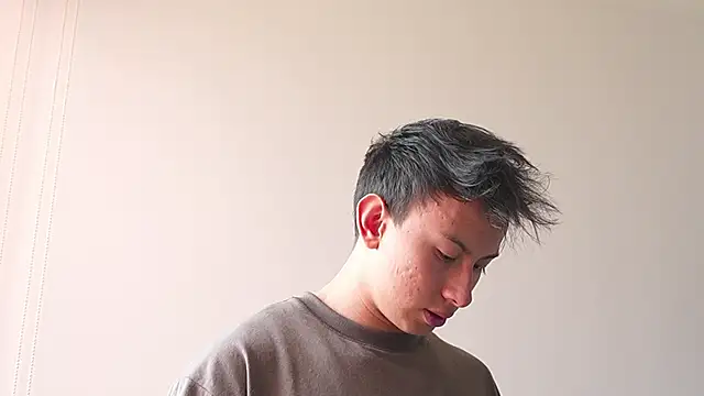 Snapshot of DeusbelliS chatting on 10.10.25 DeusbelliS online show from 10.10.25