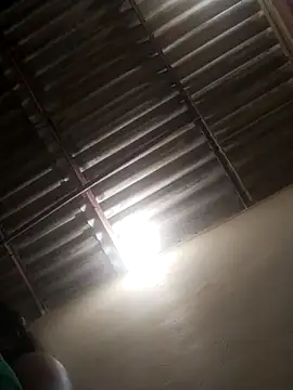 Queen 0011 online show from 09.12.25