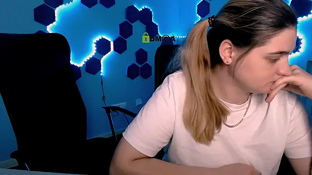 inga gree online show from 11.28.25