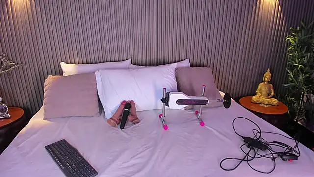 AlissonHarperr online show from 04.27.26