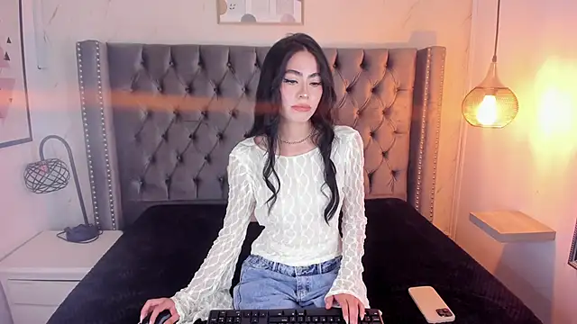 Anya Belth online show from 05.08.26