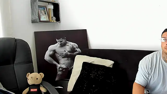 Snapshot of Marck_Mathews chatting on 09.24.25 Marck Mathews online show from 09.24.25