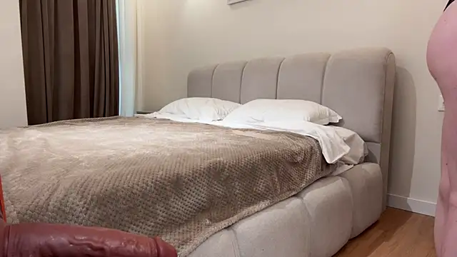 Snapshot of Kelly_Berry__ chatting on 09.15.25 Kelly Berry   online show from 09.15.25