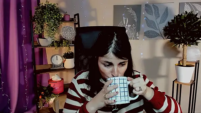 MartaEdams online show from 02.02.26