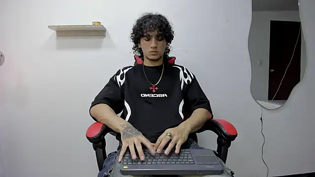 JackesTaylor online show from 11.05.25