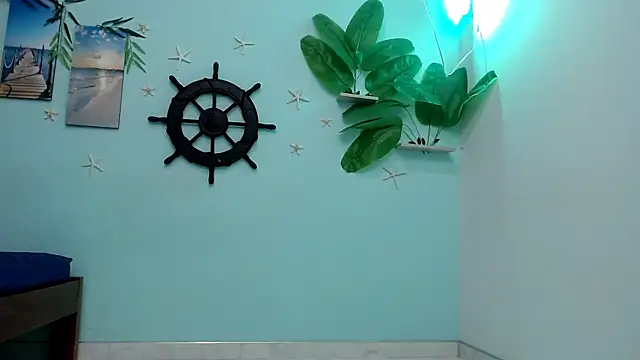 Snapshot of eladyrous98 chatting on 11.27.25 eladyrous98 online show from 11.27.25