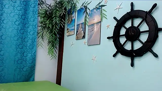 Snapshot of eladyrous98 chatting on 01.15.26 eladyrous98 online show from 01.15.26