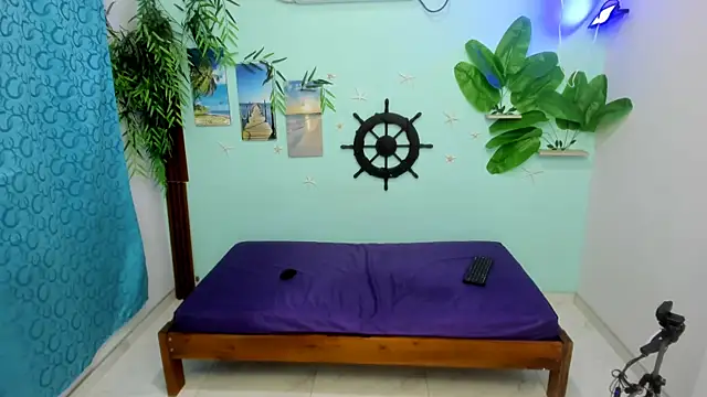 Snapshot of eladyrous98 chatting on 02.06.26 eladyrous98 online show from 02.06.26