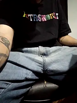 Snapshot of Purplex420 chatting on 09.18.25 Purplex420 online show from 09.18.25