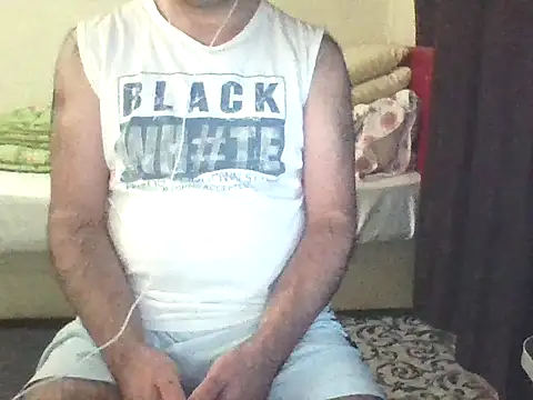 Snapshot of st206boy chatting on 09.25.25 st206boy online show from 09.25.25