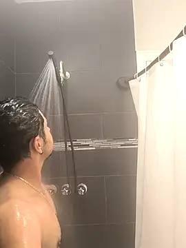 kSwisssxxx online show from 12.14.25