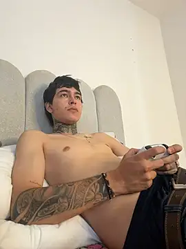 Snapshot of samm4044 chatting on 03.27.26 samm4044 online show from 03.27.26