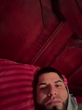 Snapshot of crazybarber69 chatting on 12.05.25 crazybarber69 online show from 12.05.25