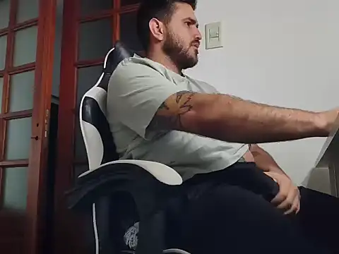 Snapshot of xfeegoox chatting on 02.14.26 xfeegoox online show from 02.14.26