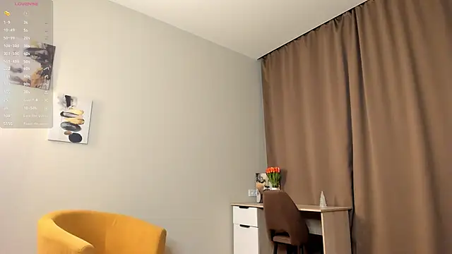 Snapshot of TaiteFairfield chatting on 11.28.25 TaiteFairfield online show from 11.28.25