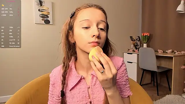 Snapshot of TaiteFairfield chatting on 03.05.26 TaiteFairfield online show from 03.05.26