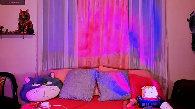 Snapshot of Rosie_Good_girl chatting on 09.15.25 Rosie Good girl online show from 09.15.25