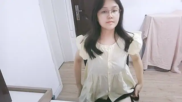 Snapshot of 98bunny chatting on 05.31.26 98bunny online show from 05.31.26