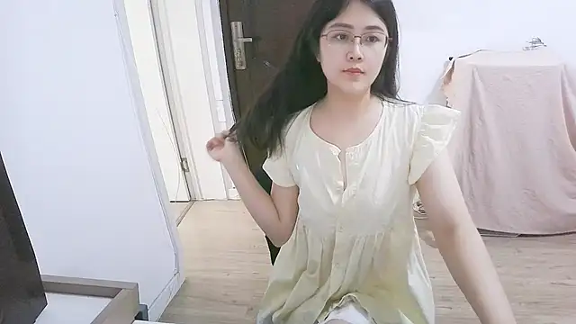 Snapshot of 98bunny chatting on 07.28.26 98bunny online show from 07.28.26