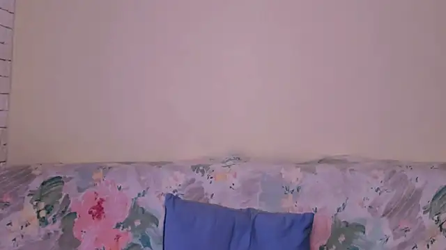 Elle Pearl  online show from 01.18.26