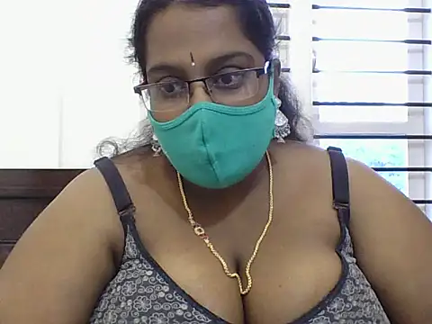 Reena-gowda online show from 09.25.25