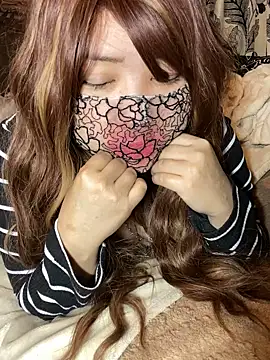 Snapshot of xoxLILxMELOxox chatting on 10.30.25 xoxLILxMELOxox online show from 10.30.25