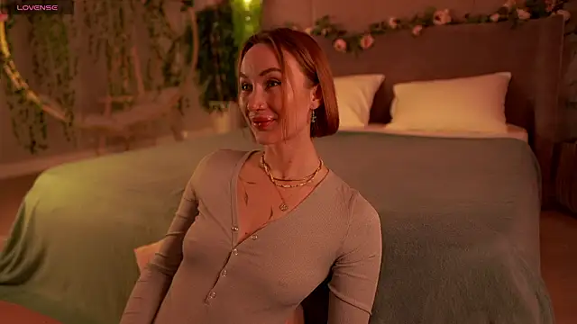 Serena Waldarf online show from 09.22.25