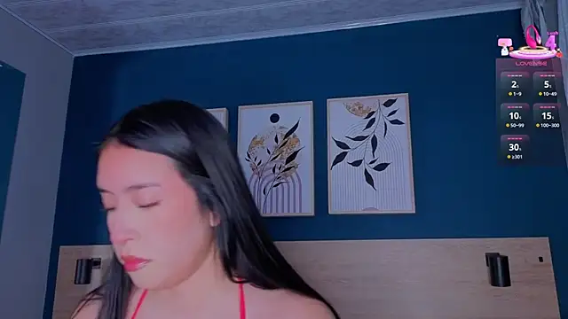 SarahMiler  online show from 09.23.25