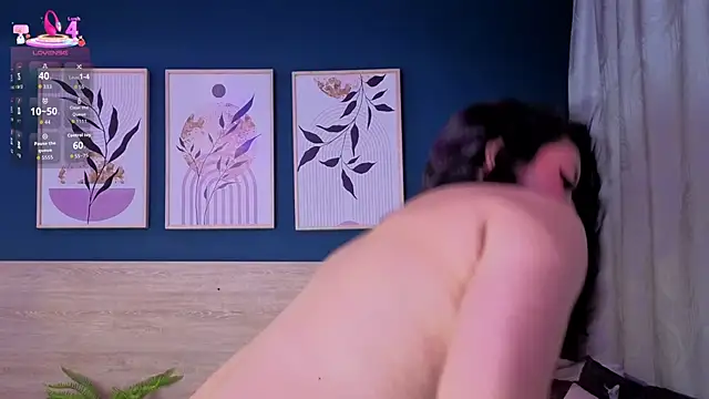 SarahMiler  online show from 02.05.26