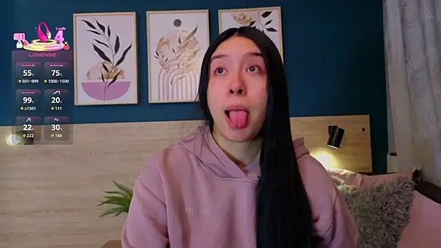 SarahMiler  online show from 03.17.26