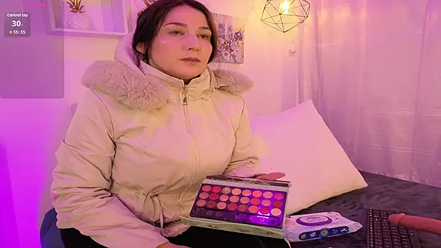 Snapshot of Samaraa_Smith chatting on 10.29.25 Samaraa Smith online show from 10.29.25