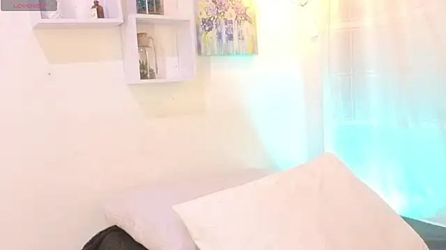 Samaraa Smith online show from 02.11.26