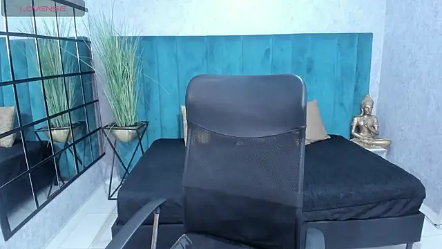 VictoriaaBlair online show from 02.25.26