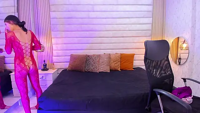 VictoriaaBlair online show from 04.22.26