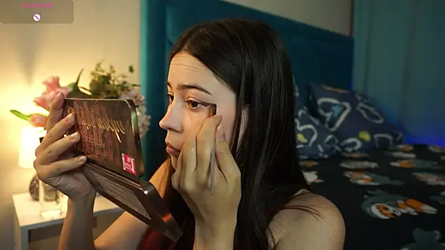 ywixos online show from 10.03.25