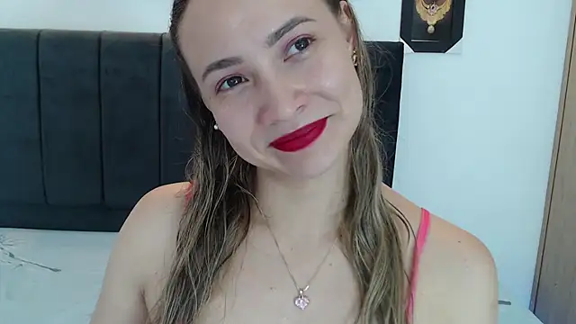 Snapshot of cieloDal chatting on 09.16.25 cieloDal online show from 09.16.25