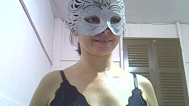 Luana sexy42 online show from 04.30.26