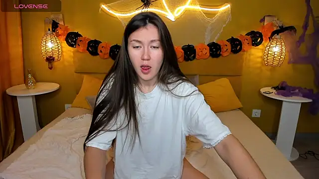 Tina Porter online show from 11.02.25