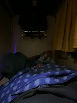 Snapshot of pussy_hunter0 chatting on 12.16.25 pussy hunter0 online show from 12.16.25