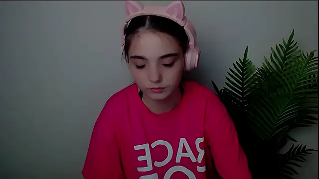 Sun Shine   online show from 09.14.25