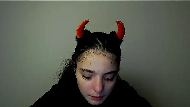 Sun Shine   online show from 10.16.25