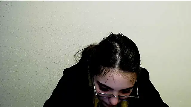 Sun Shine   online show from 12.18.25