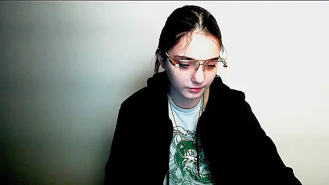 Sun Shine   online show from 12.21.25